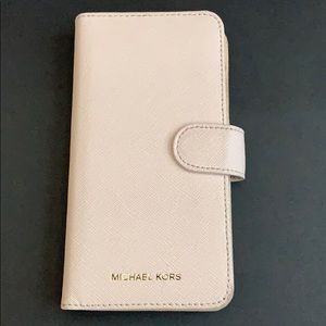 MK iPhone 8 case and credit card holder